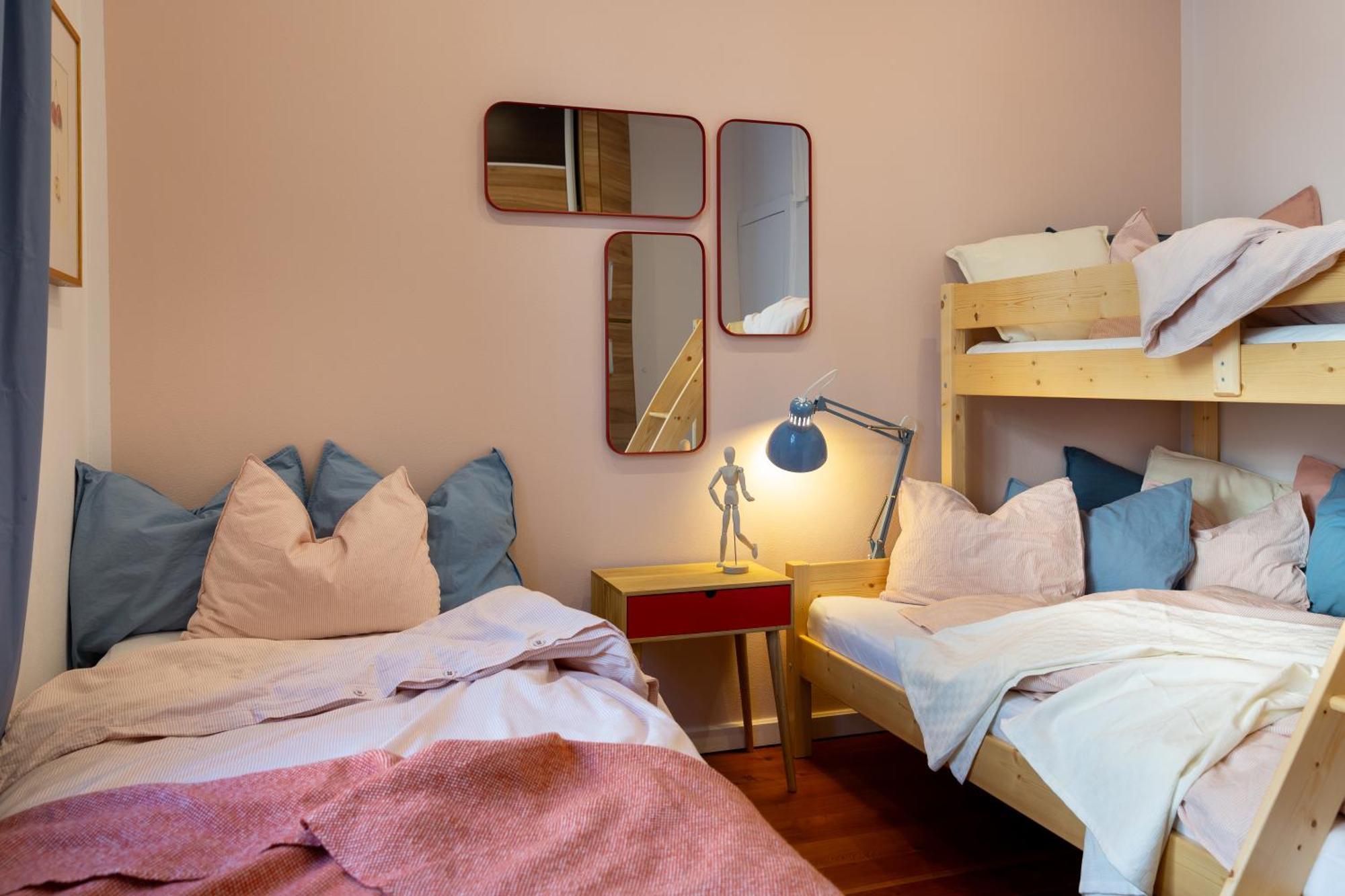 Evergreen - Old Town Spacious Stylish Apartment With Ac And One And A Half Bath, Baby & Kid- Friendly Bratislava Exterior photo
